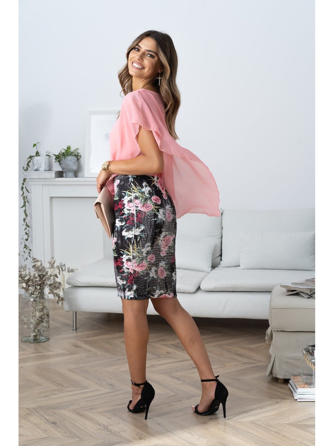 Pleated skirt with flowers, black 1197 - Online store - Boutique